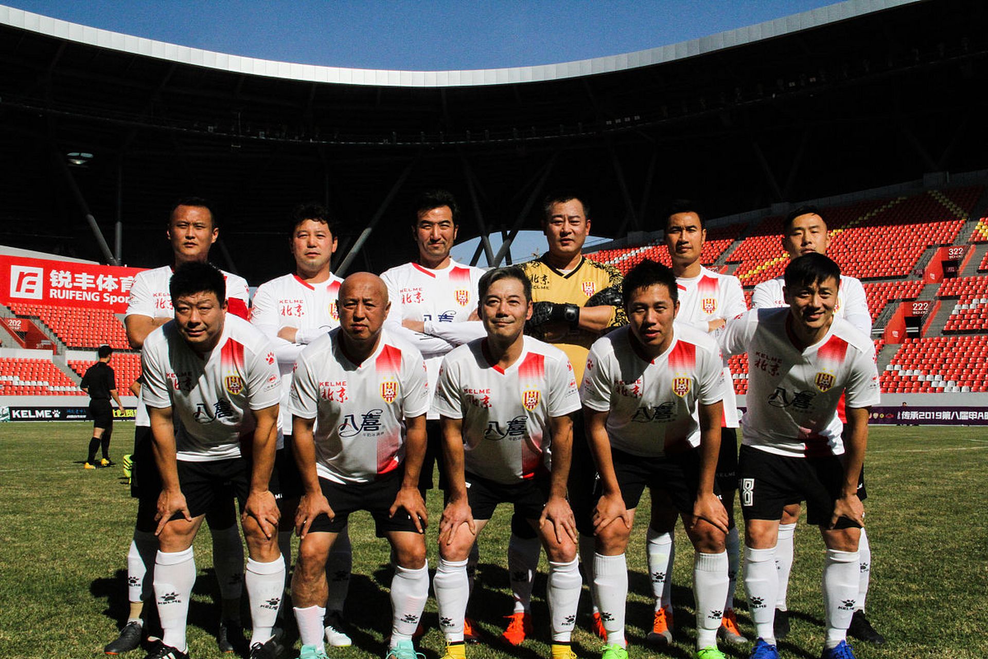 中超球员荣膺最佳阵容，表现出色