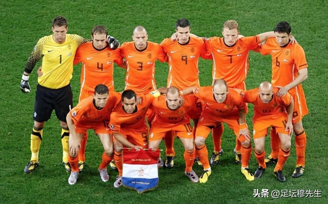 荷兰足球队选手获得最佳表现 荷兰足球队选手获得最佳表现