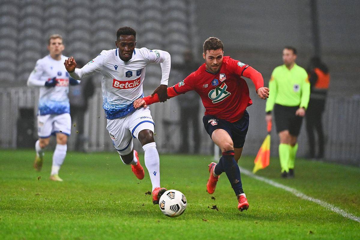 里昂足球队备战本周末面对强劲对手 里昂足球队备战本周末面对强劲对手