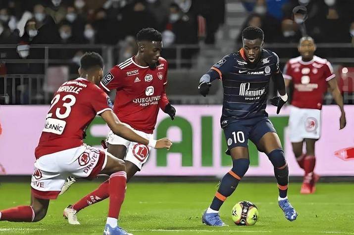 图卢兹队在比赛中以微弱优势获胜 图卢兹队在比赛中以微弱优势获胜