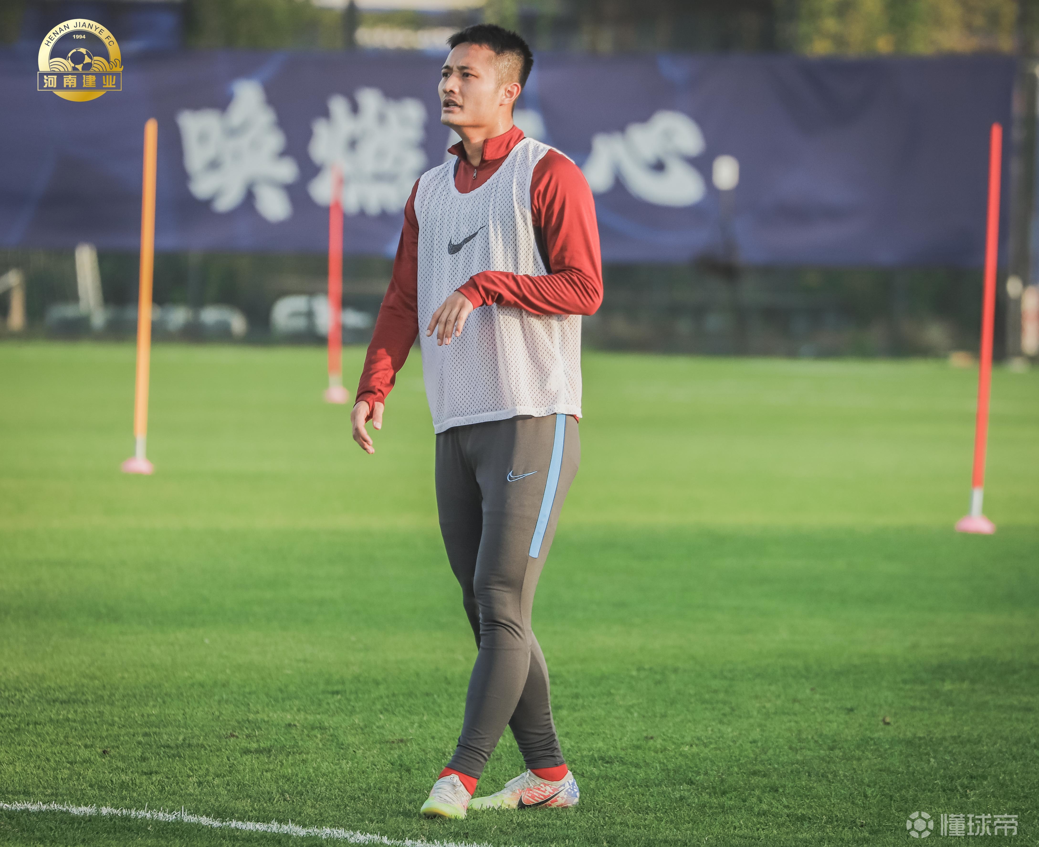 河南建业遭遇两连败,跌至积分榜第七的简单介绍 河南建业遭遇两连败,跌至积分榜第七的简单介绍