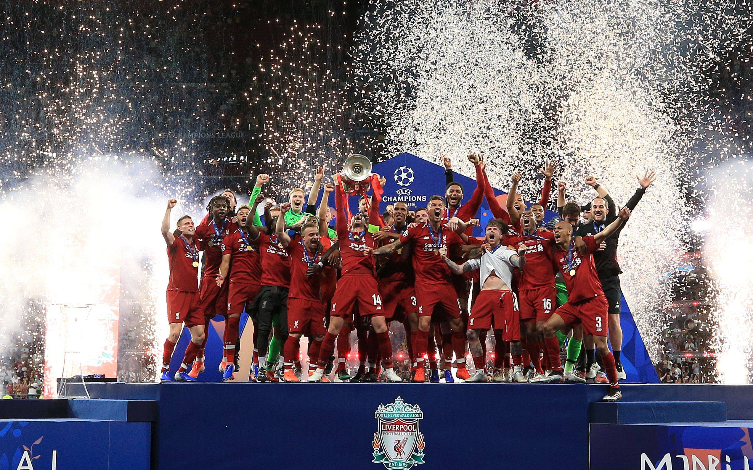 拜仁慕尼黑新援亮相,球队气势如虹!的简单介绍 拜仁慕尼黑新援亮相,球队气势如虹!的简单介绍