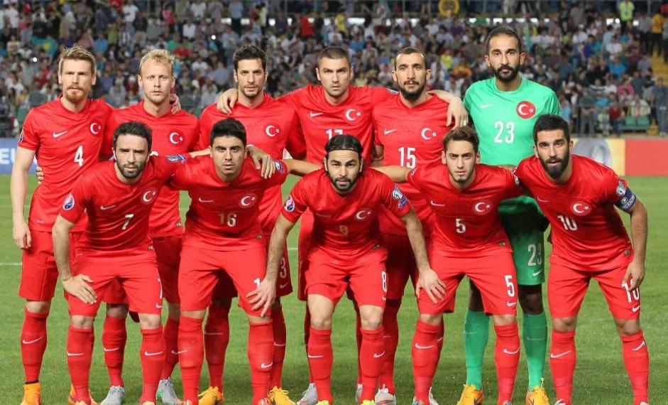 土耳其队在欧洲赛场上硬仗满场,团结士气高昂的简单介绍 土耳其队在欧洲赛场上硬仗满场,团结士气高昂的简单介绍