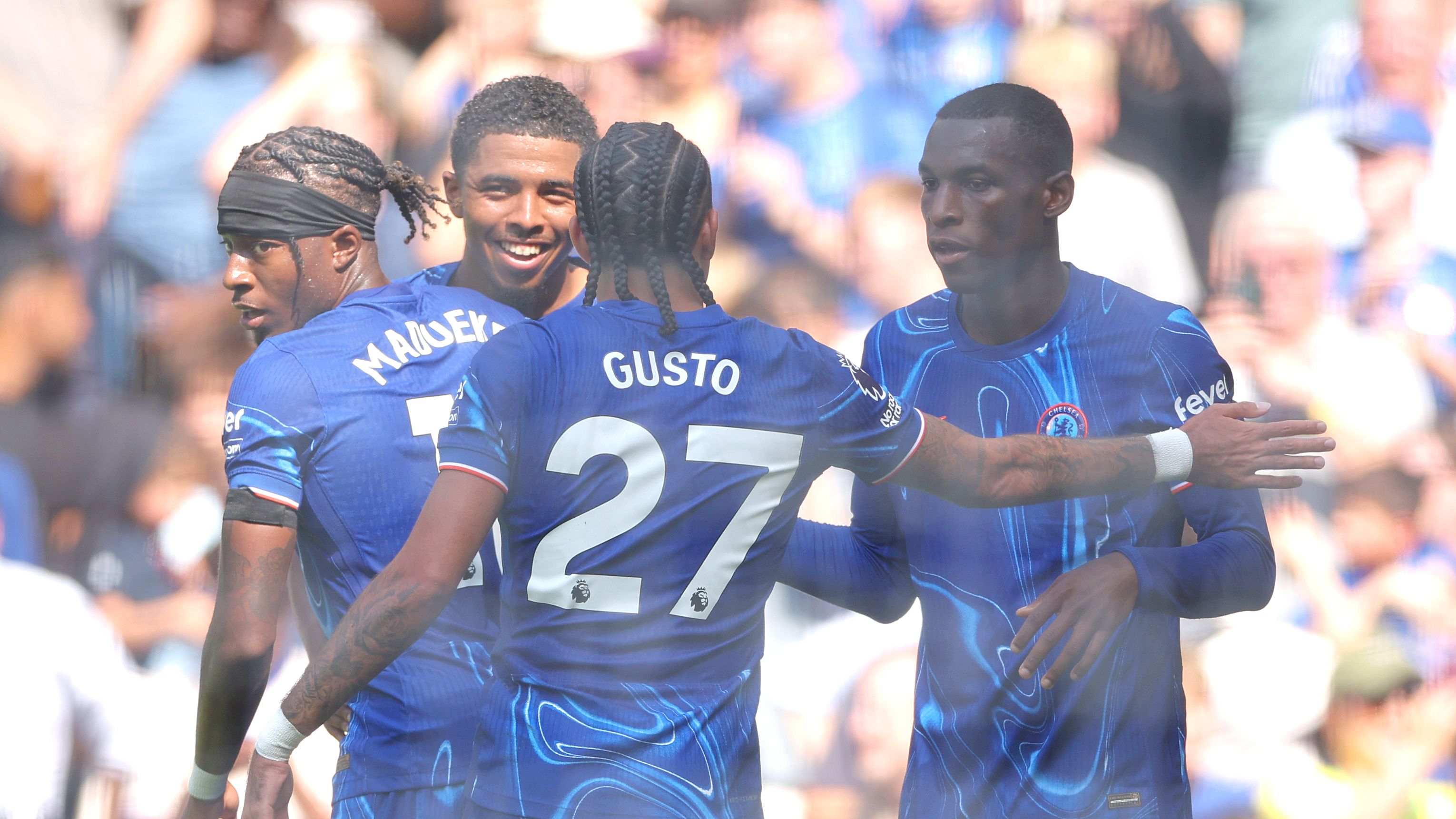 包含水晶宫客场逼平，切尔西后卫沉默的词条