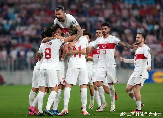 欧国联赛的比赛细节让人目不转睛 欧国联赛的比赛细节让人目不转睛