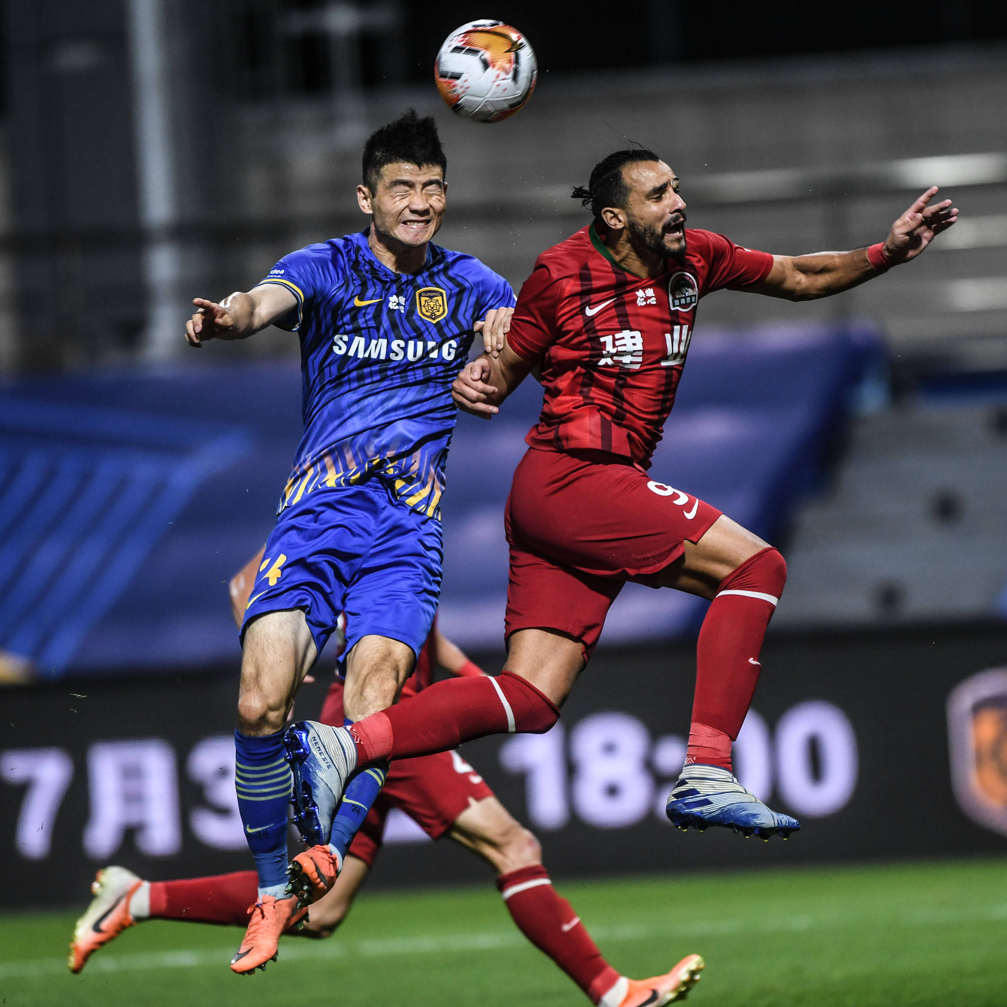 江苏苏宁外援进球,球队取得胜利的简单介绍 江苏苏宁外援进球,球队取得胜利的简单介绍