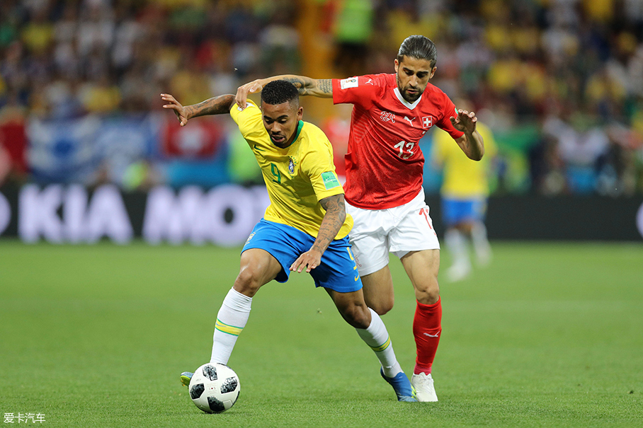 瑞士球员发挥稳定，稳扎稳打取得胜利进入下一轮的简单介绍