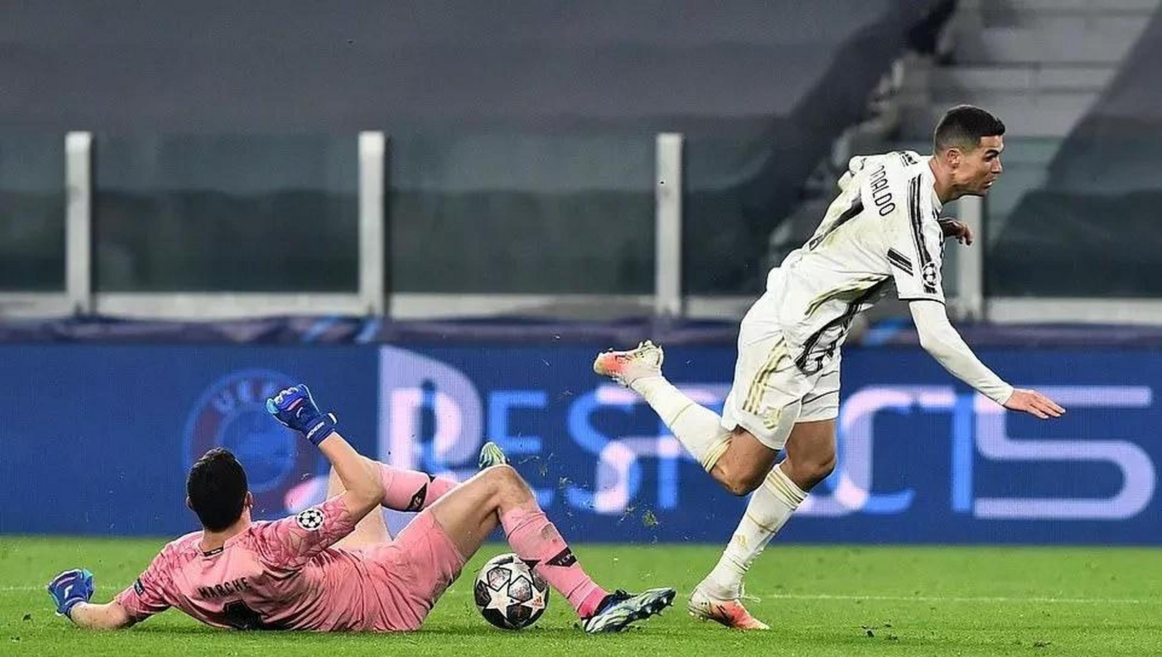 关于尤文图斯惨败晋级，欧冠梦望嘘的信息