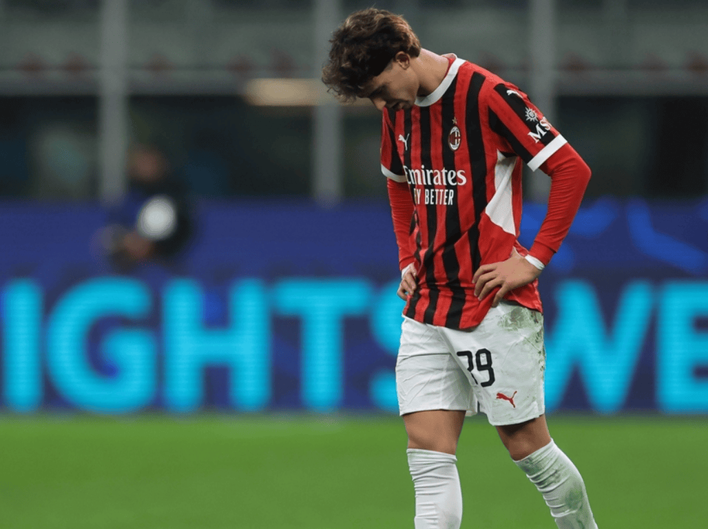 包含AC米兰客场遭逆转,连胜纪录告终的词条 包含AC米兰客场遭逆转,连胜纪录告终的词条