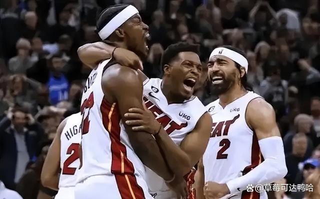 NBA东西擂台战角逐激烈球迷热血沸腾的简单介绍 NBA东西擂台战角逐激烈球迷热血沸腾的简单介绍