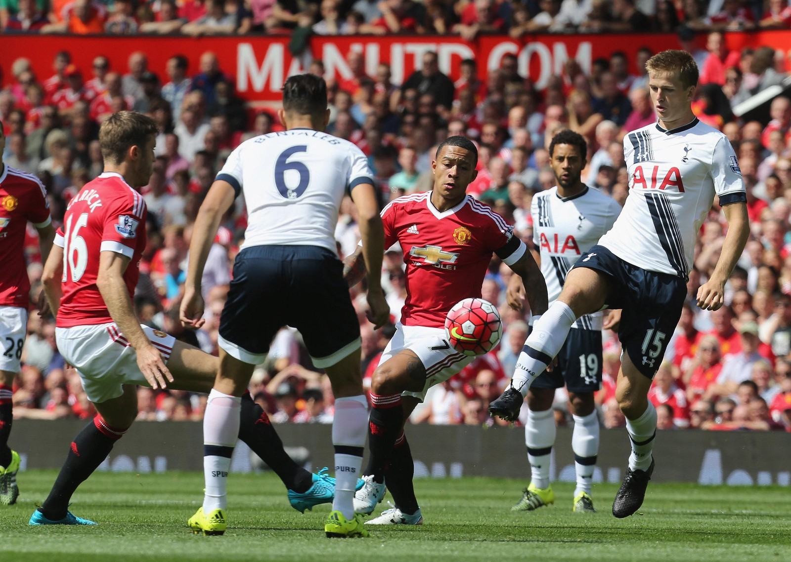 关于对弈高手!顶级球员带领球队争夺胜利的信息 关于对弈高手!顶级球员带领球队争夺胜利的信息