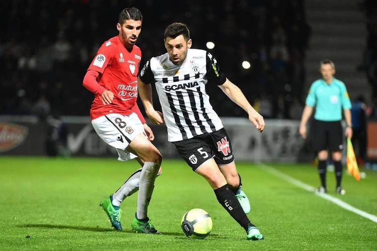 关于里尔战胜亚特兰大,备战法甲主场大战的信息 关于里尔战胜亚特兰大,备战法甲主场大战的信息