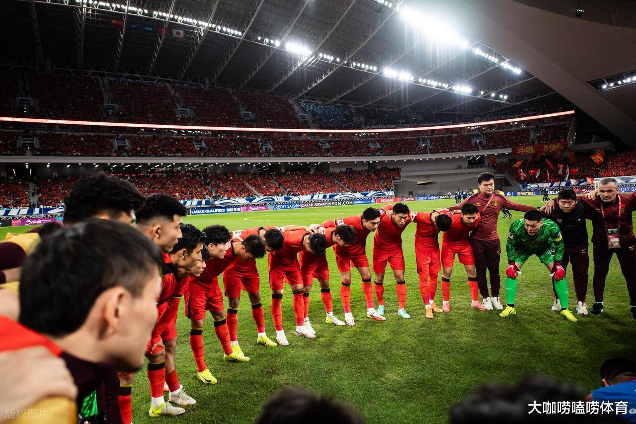 艰难晋级！球队在最后关头取得胜利，成功晋级下一轮比赛的简单介绍