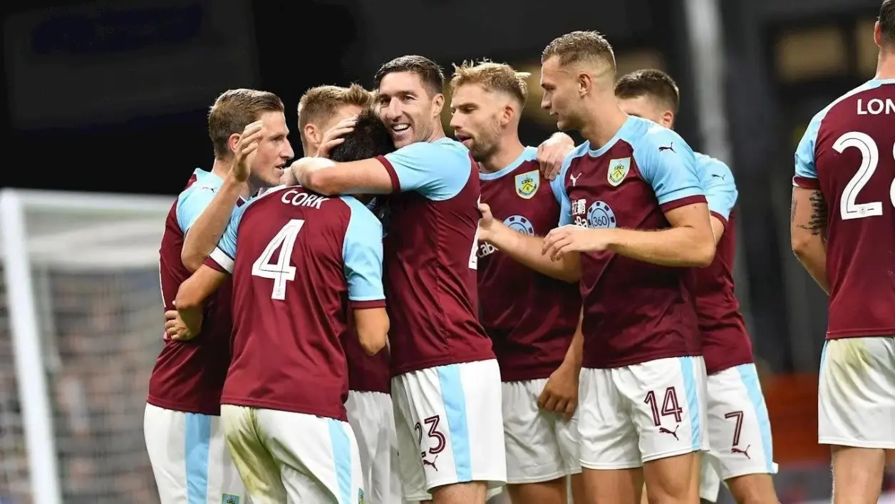 关于曼城逆转战胜伯恩利实力碾压对手的信息 关于曼城逆转战胜伯恩利实力碾压对手的信息