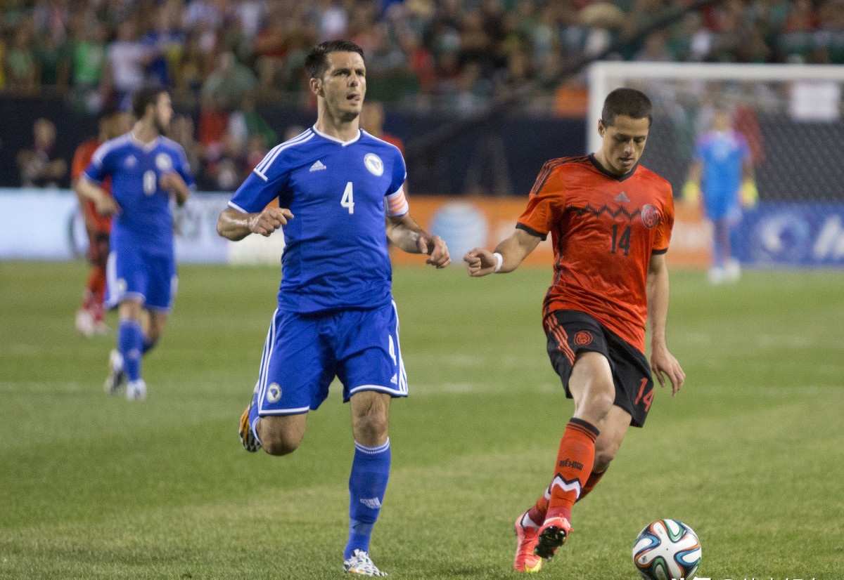 波黑队客场击败希腊队，取得三分