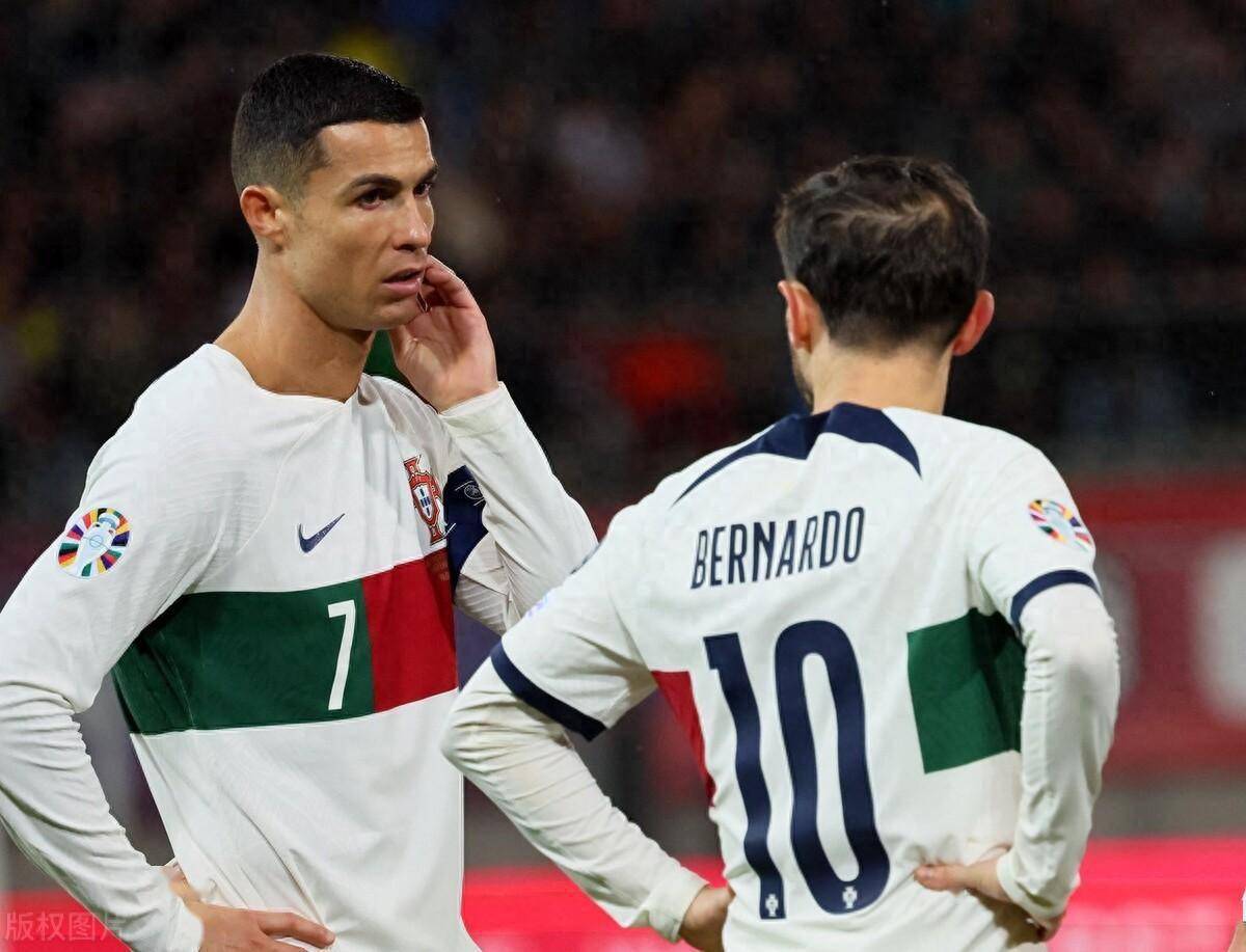 包含爱沙尼亚游泳选手鏖战至底,夺冠成功的词条 包含爱沙尼亚游泳选手鏖战至底,夺冠成功的词条