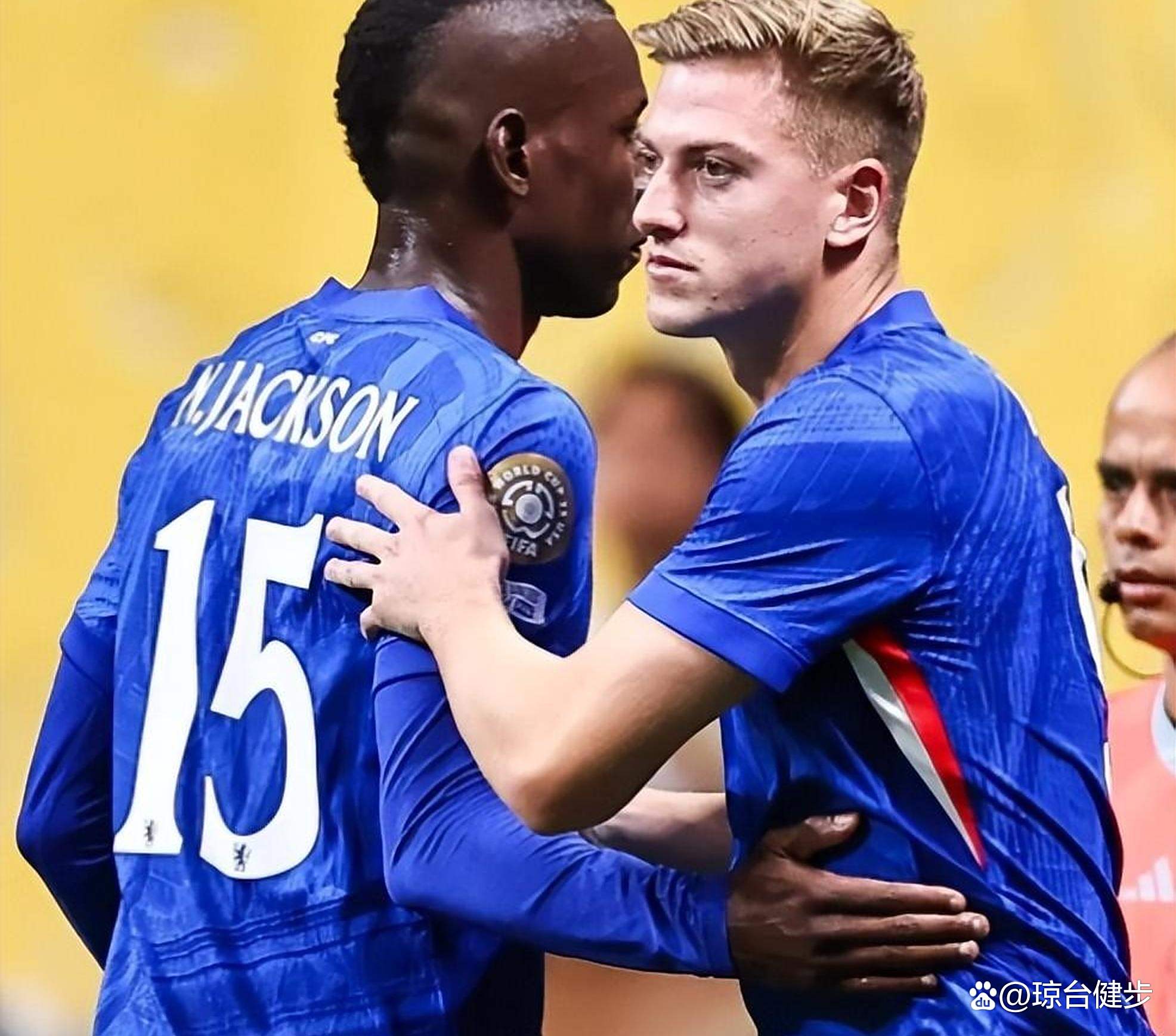 切尔西前锋刷新进球纪录，成为焦点