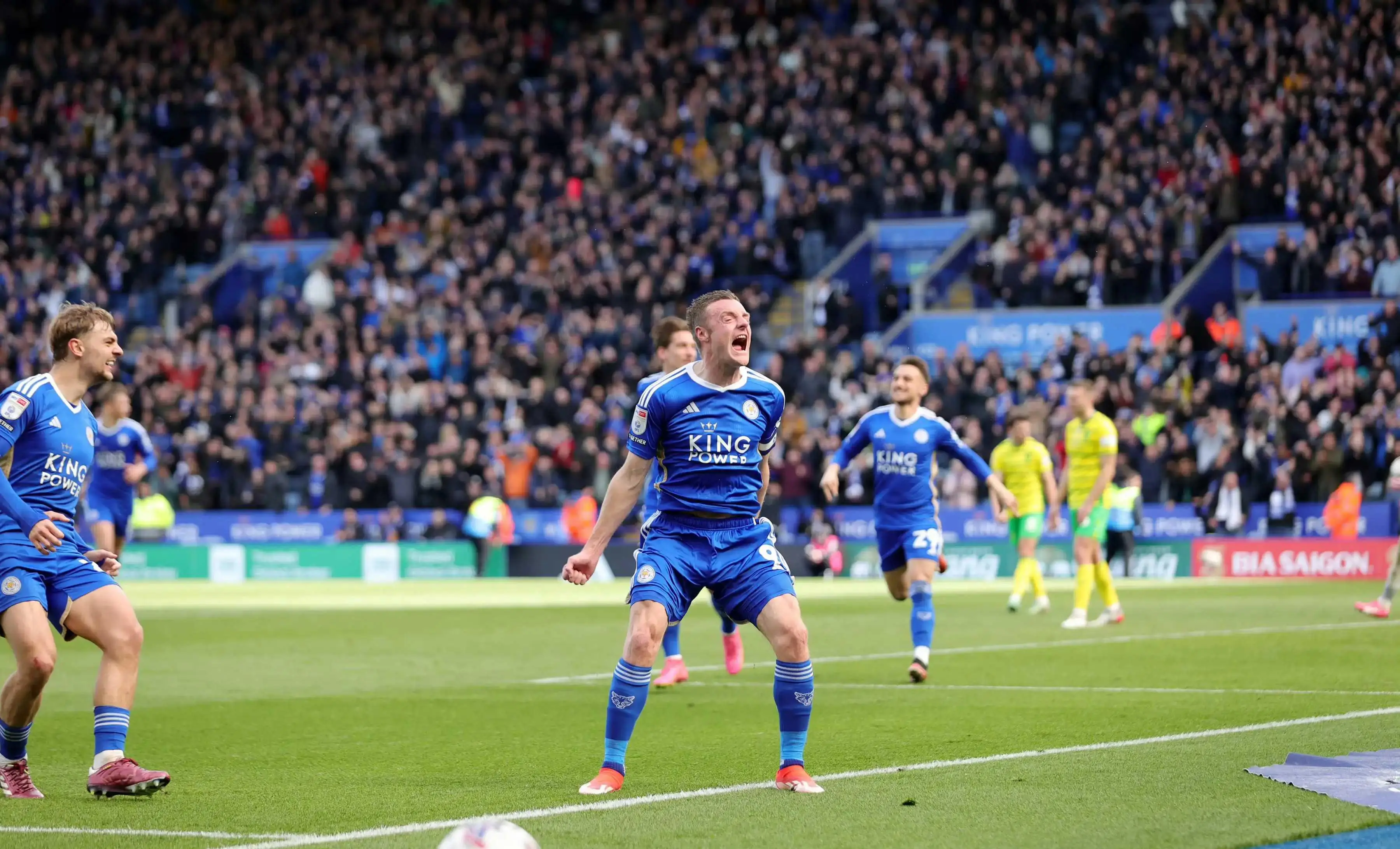 切尔西前锋刷新进球纪录，成为焦点