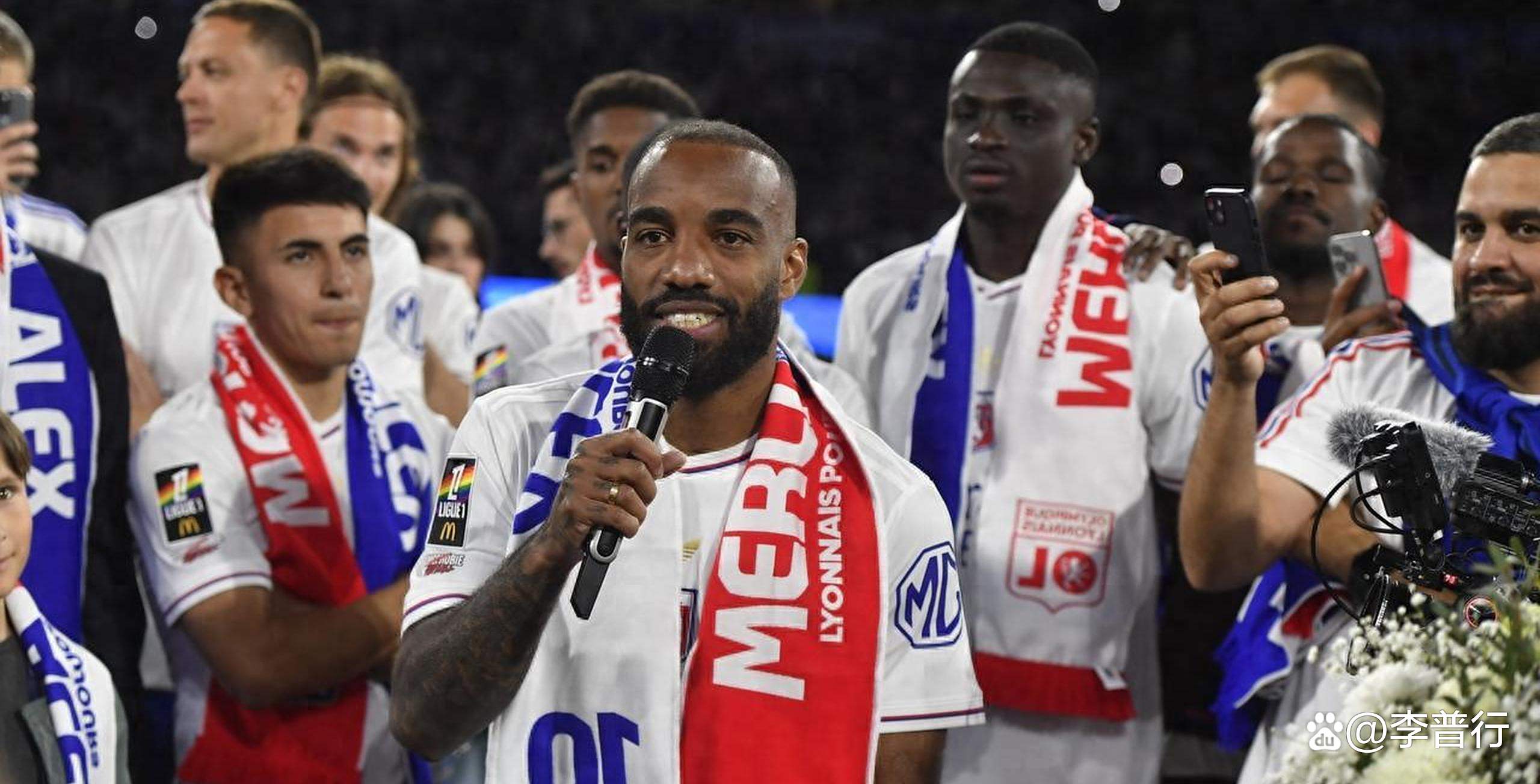 法甲豪门球员争议引人注目,球队核心凸显 法甲豪门球员争议引人注目,球队核心凸显