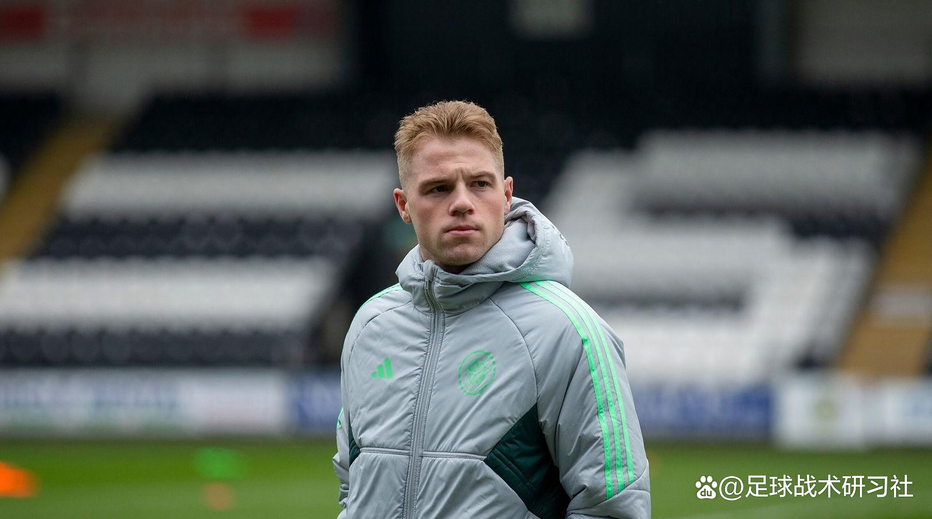 凯尔特人在英超中险胜詹姆斯,球迷沸腾 凯尔特人在英超中险胜詹姆斯,球迷沸腾