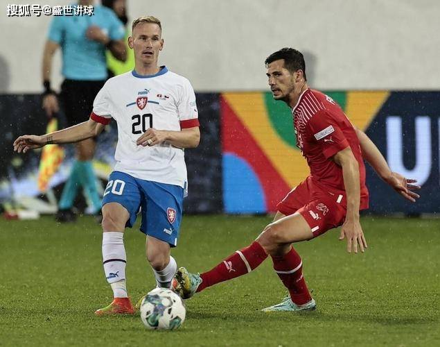 包含阿尔拉比亚国家队成功晋级，喜获胜利的词条