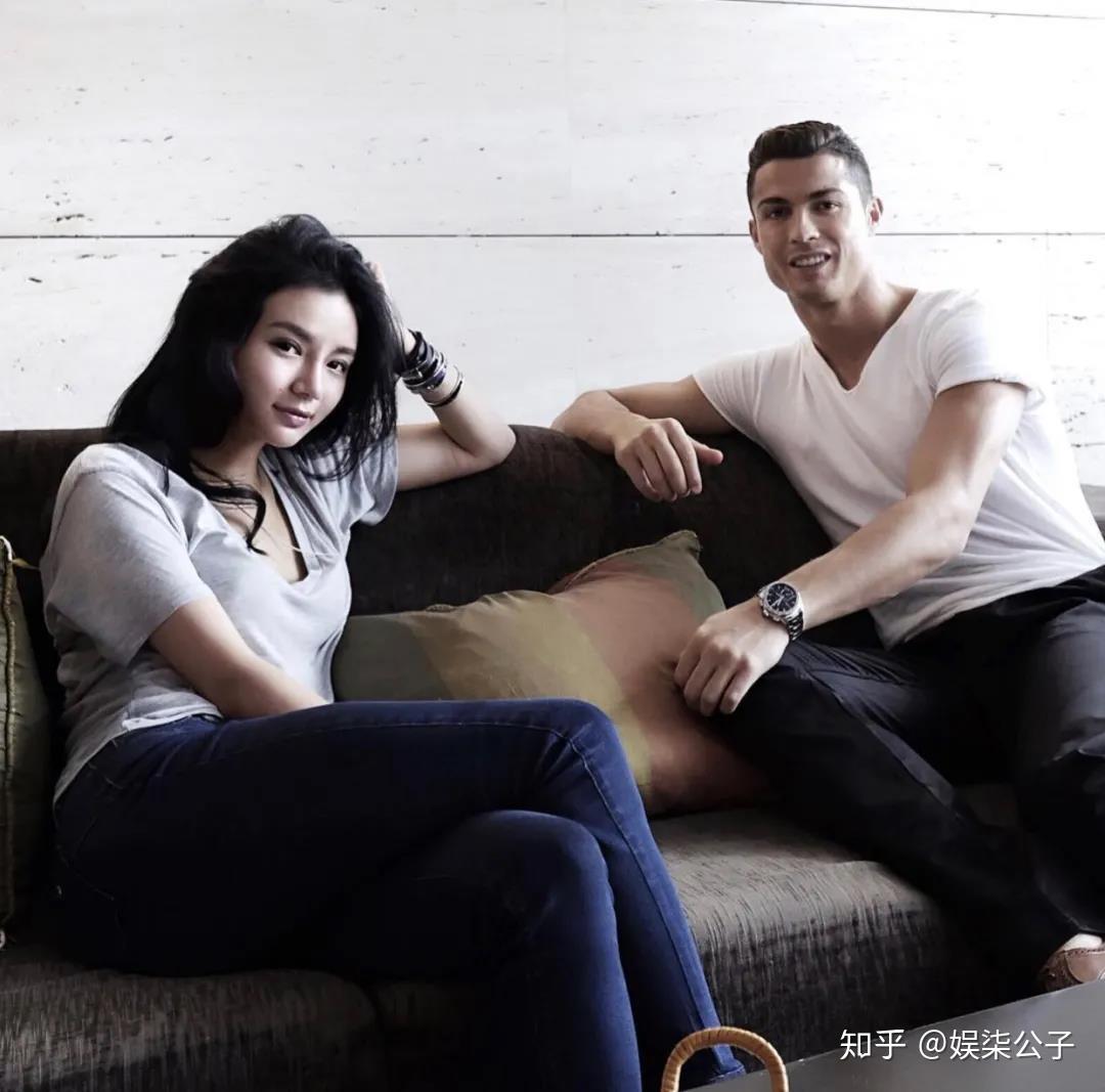 新加坡之身女全六闻甲欧警耳子 新加坡之身女全六闻甲欧警耳子