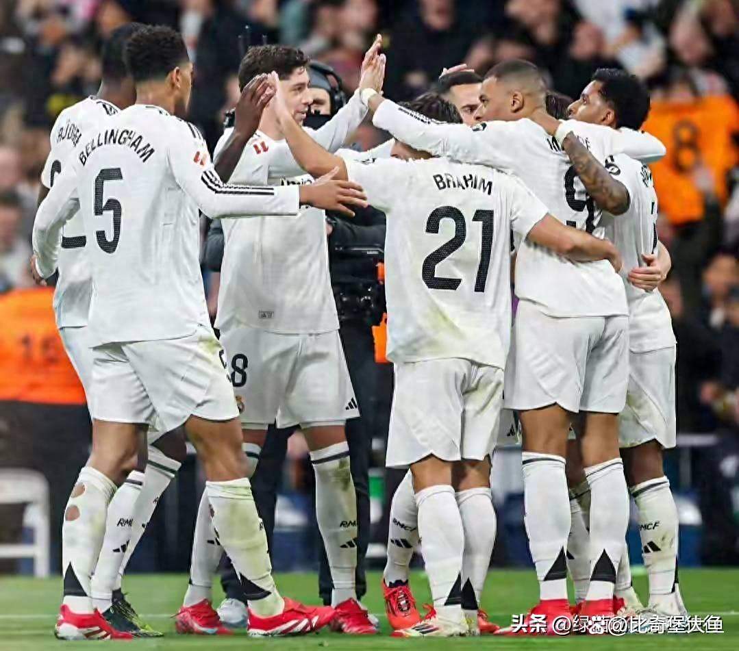 包含皇马逆袭成功，豪夺晋级机会的词条