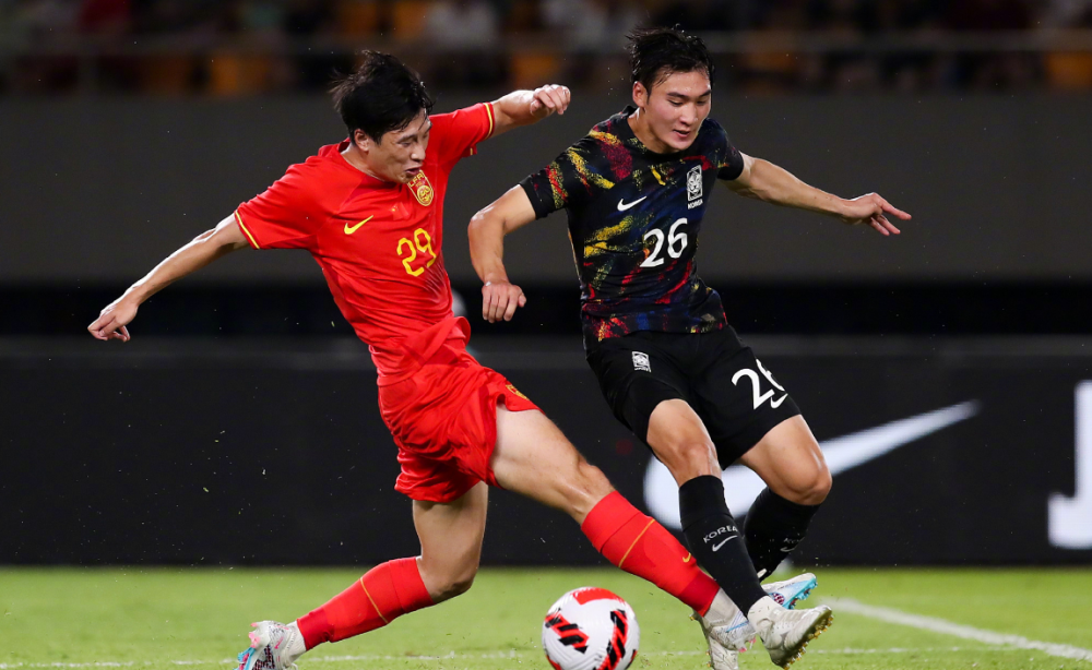 韩国羽毛球队力克日本羽毛球队,陶菲克制霸全场的简单介绍 韩国羽毛球队力克日本羽毛球队,陶菲克制霸全场的简单介绍