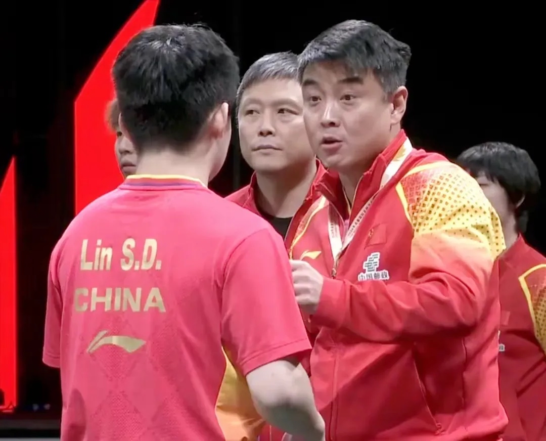 韩国羽毛球队力克日本羽毛球队,陶菲克制霸全场的简单介绍 韩国羽毛球队力克日本羽毛球队,陶菲克制霸全场的简单介绍