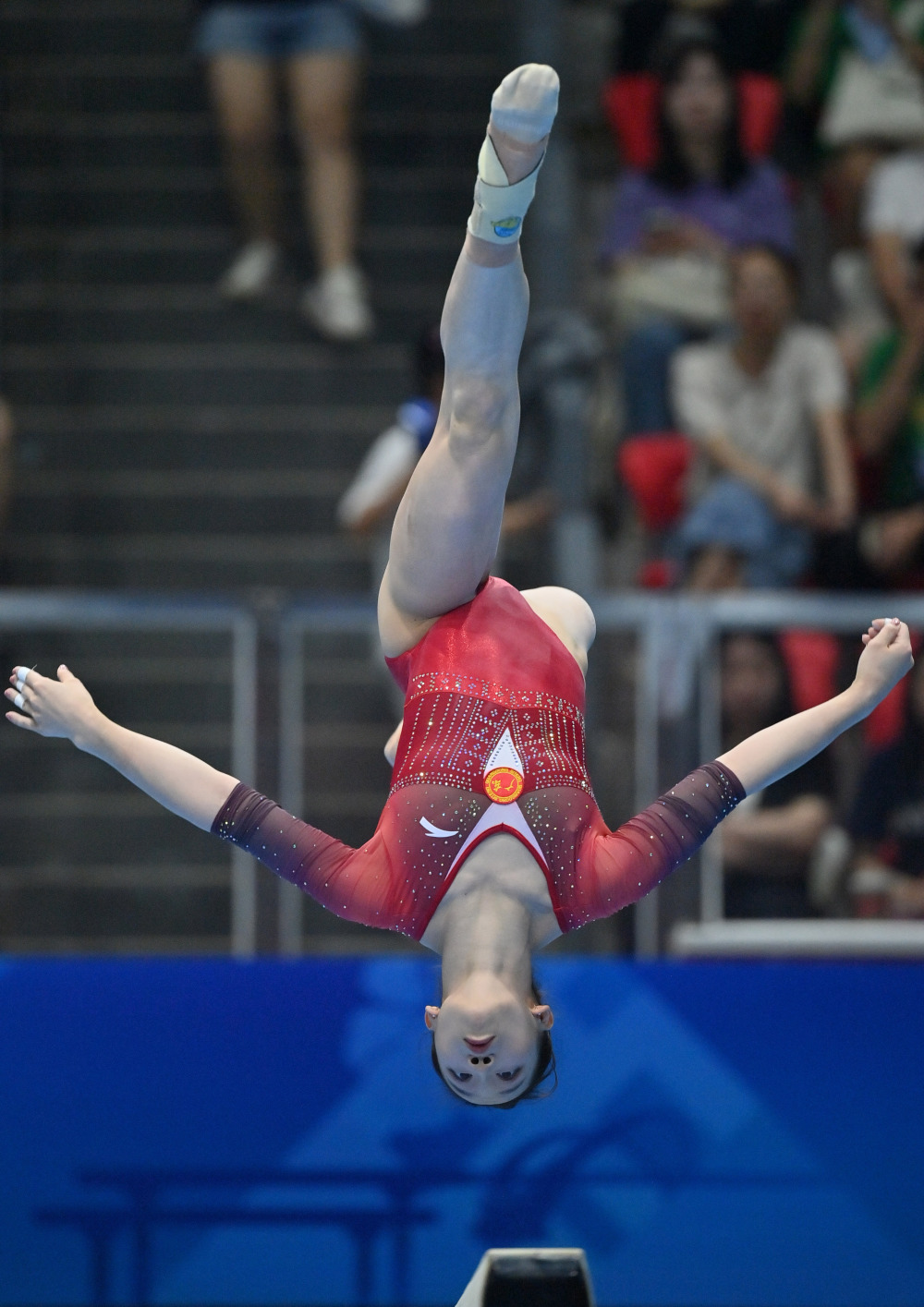 包含体操官方发布赛后数据，表现引争议的词条