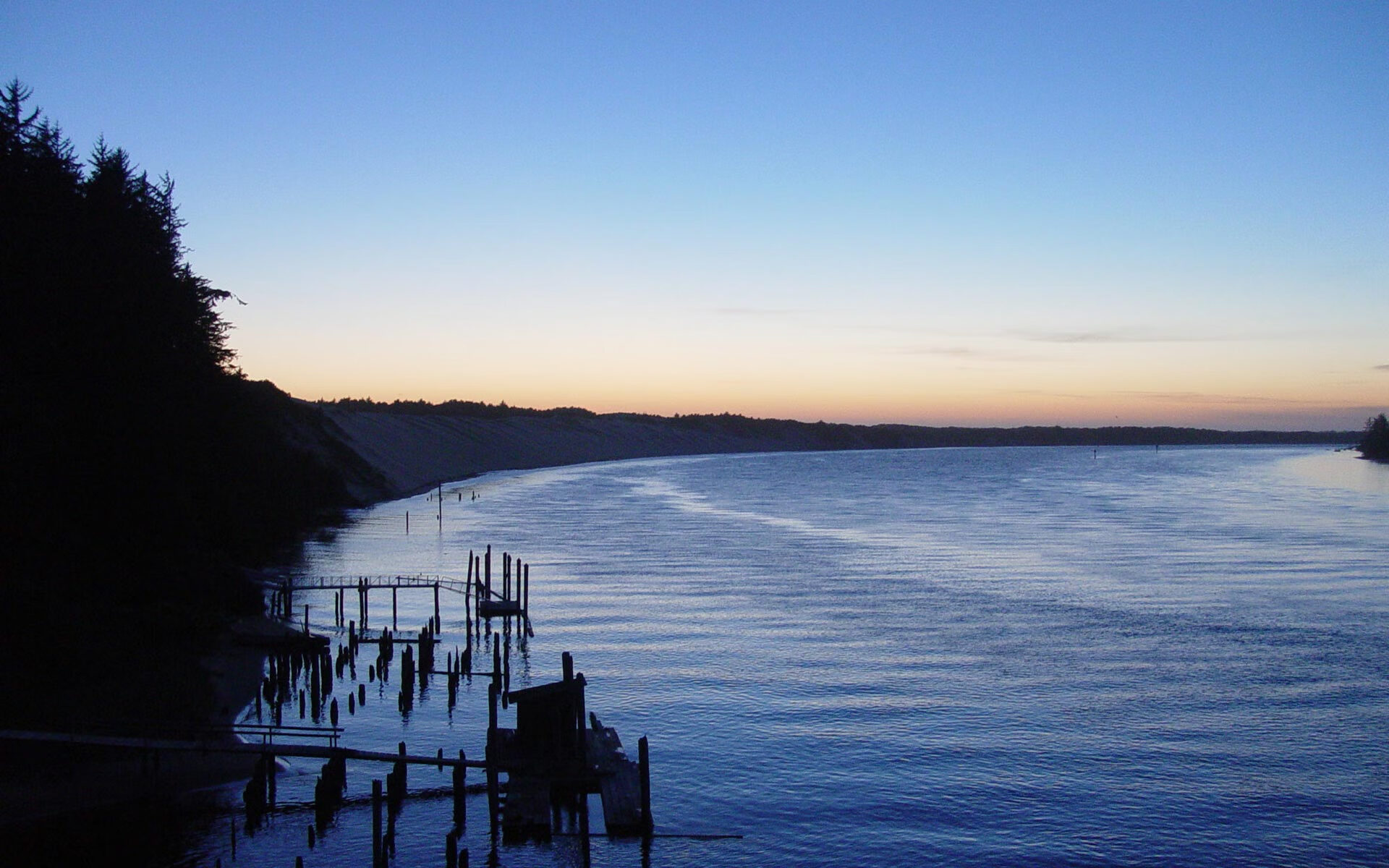 福克斯末节狂飙导演逆转好戏，黄蜂蛰伤雷霆迎关键胜利