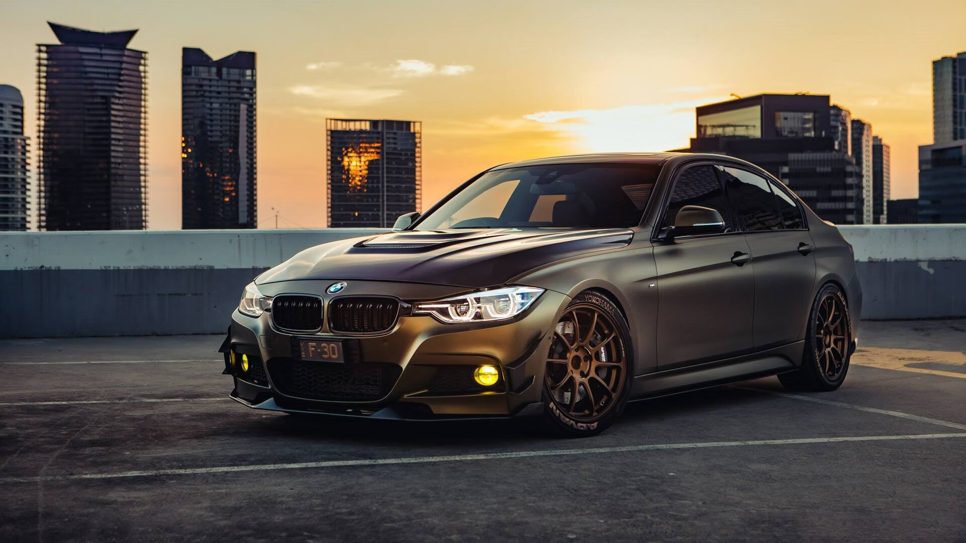 黑金之光，当安哥拉遇上巴萨，马丁内利打出统治级数据撕裂豪门防线